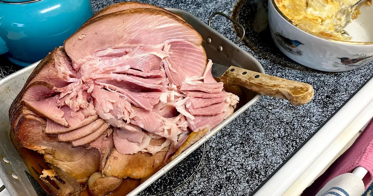 The smell that means you can't eat your leftover turkey and ham after Christmas