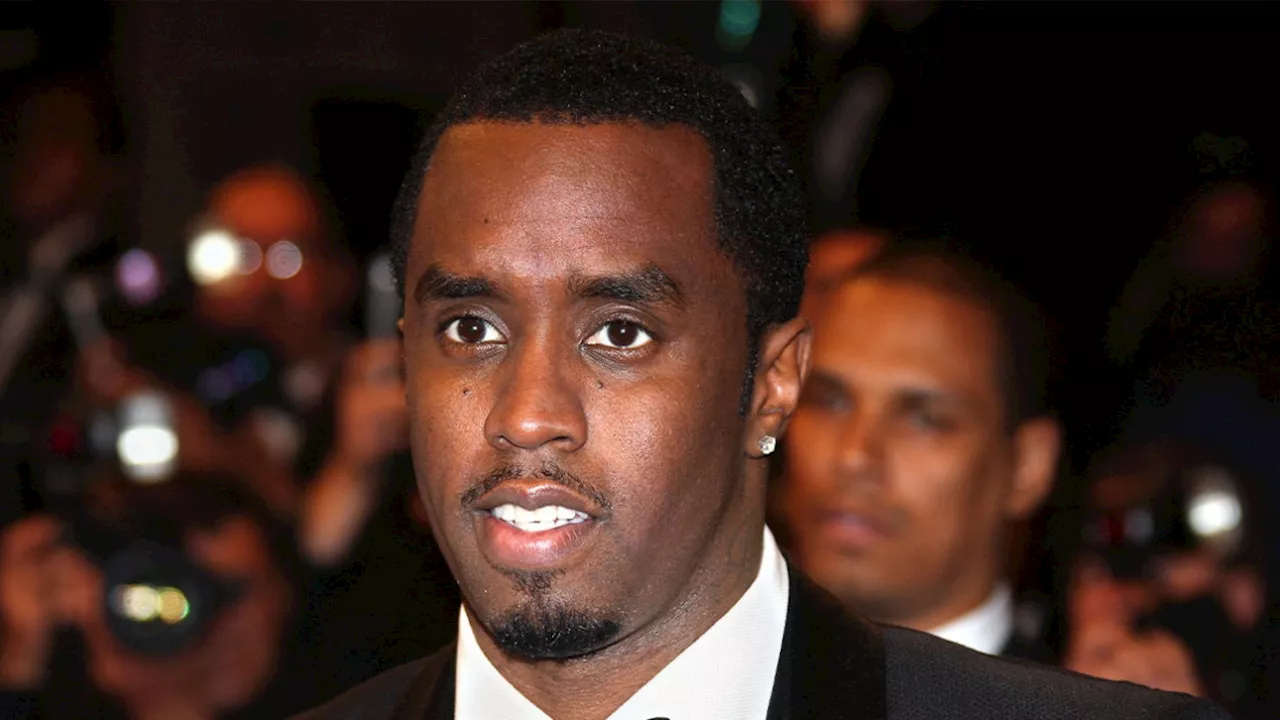 Ex-Assistant d'Sean Combs l'Accuse de Trafic Sexuel et Abus