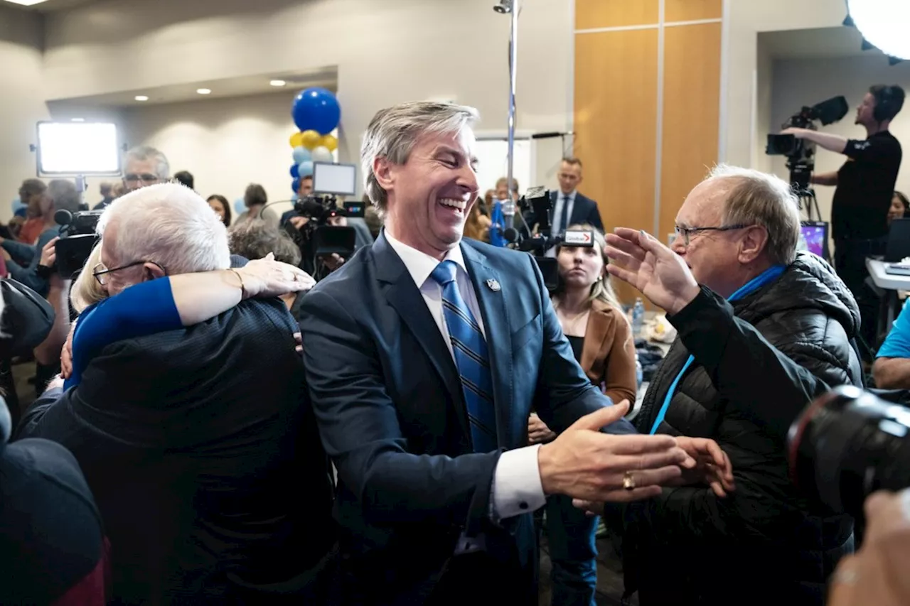 Buoyed by election win, Nova Scotia premier tones down rhetoric toward Ottawa