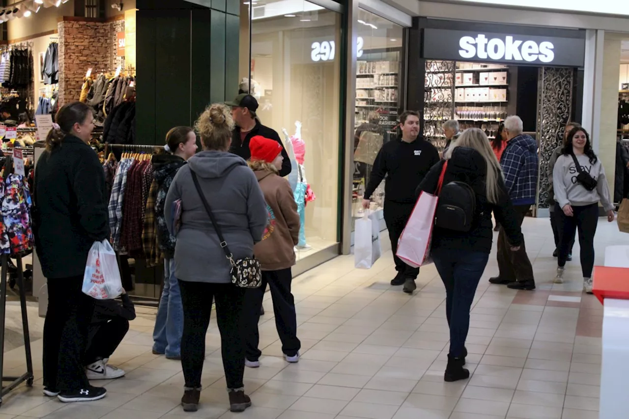 Shoppers search for Boxing Day bargains