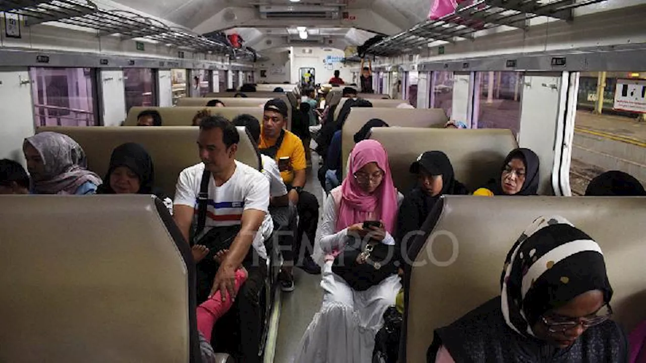 Penumpang Commuter Line Bandung Raya Diperkirakan Naik Selama Libur Nataru