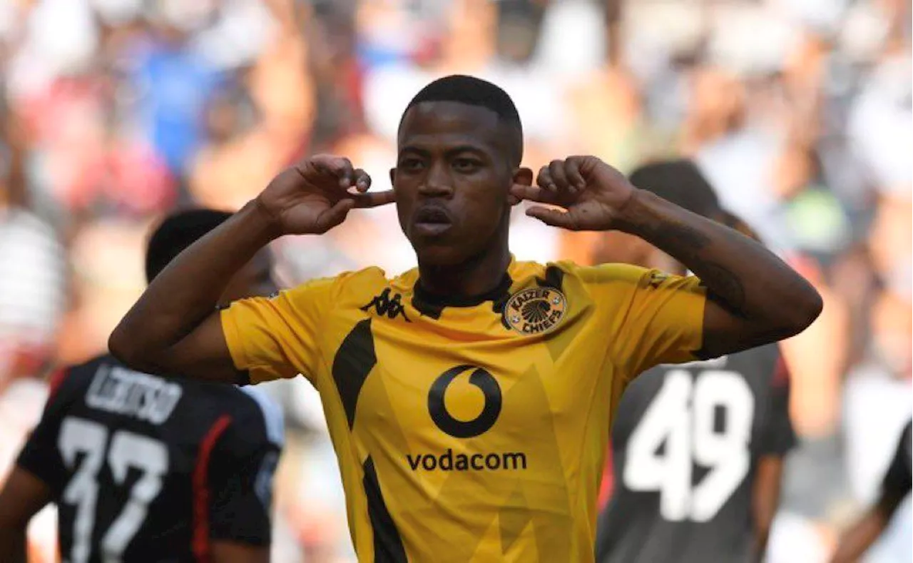 Kaizer Chiefs Striker Ashley Du Preez Offered New Contract?