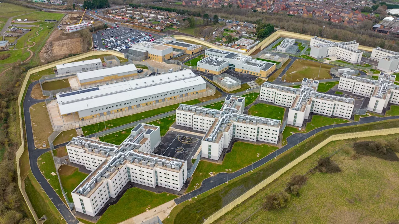 Female prison officer nicked after ‘being filmed having sex with inmate’...