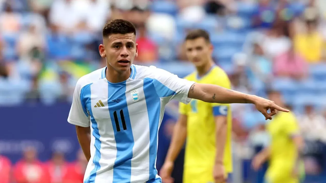 Manchester City habilitó al Diablito Echeverri para disputar el Sudamericano Sub 20