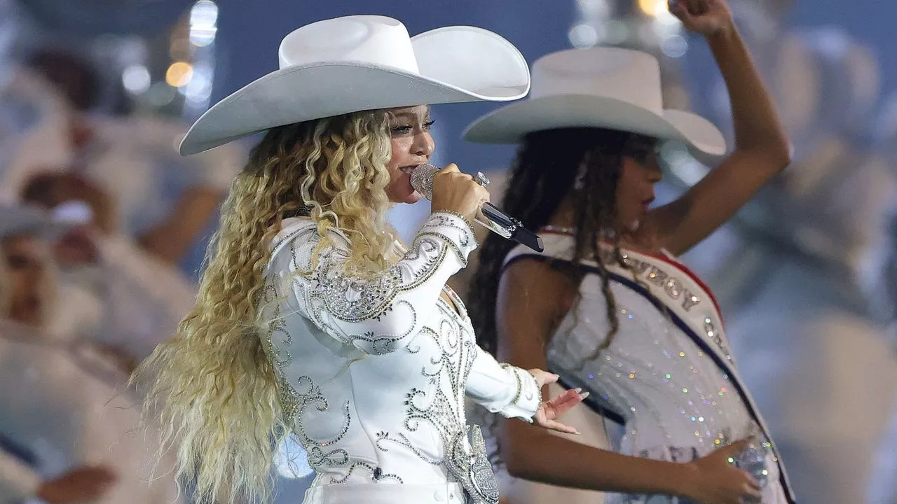 Comment Beyoncé lance progressivement la carrière de sa fille aînée, Blue Ivy Carter