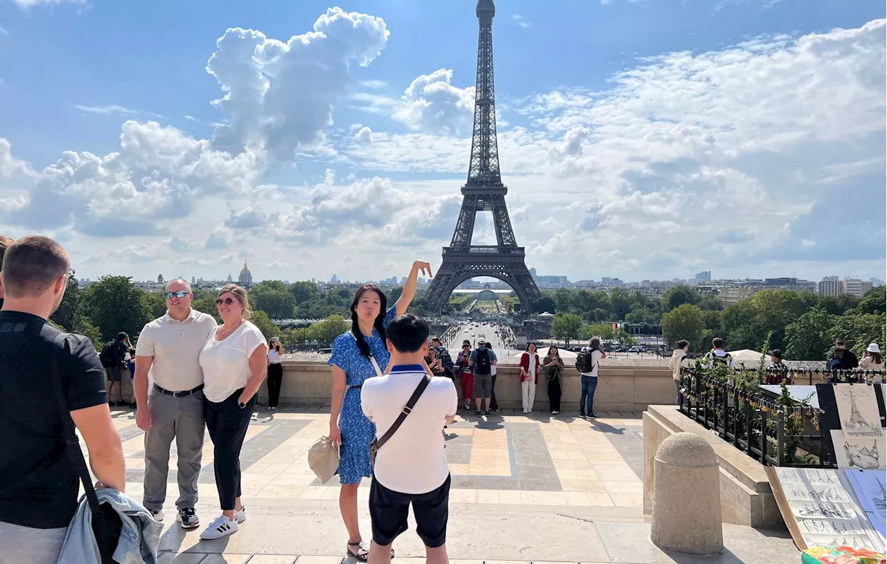 Les touristes reviennent en force à Paris