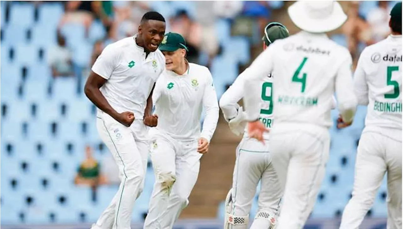 South Africa tighten grip with crucial late wickets against Pakistan in 1st Test