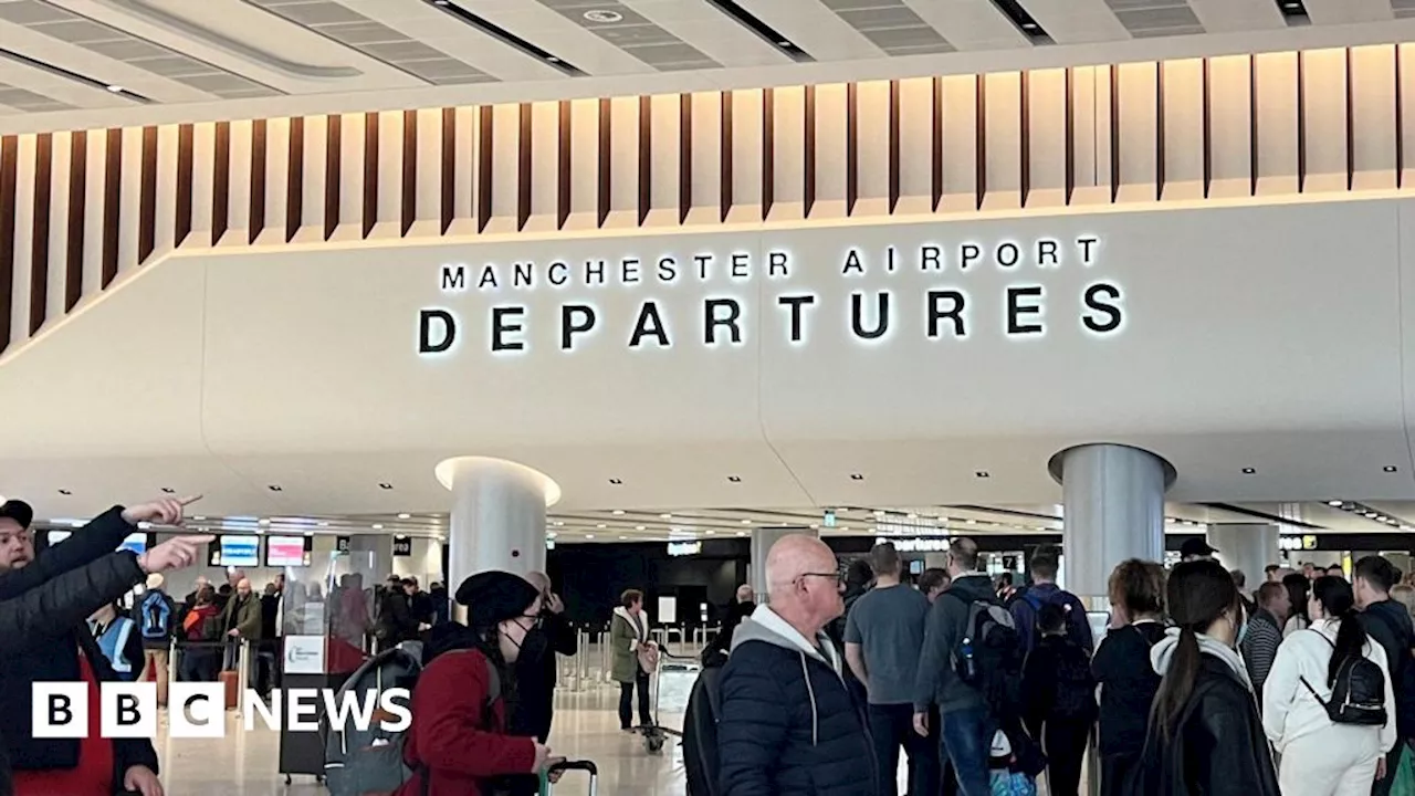 Fog Causes Widespread Disruption at UK Airports