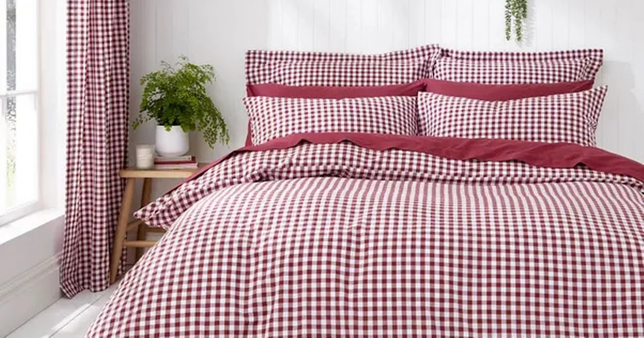 Dunelm shoppers nab 'expensive looking' duvet set for under £14