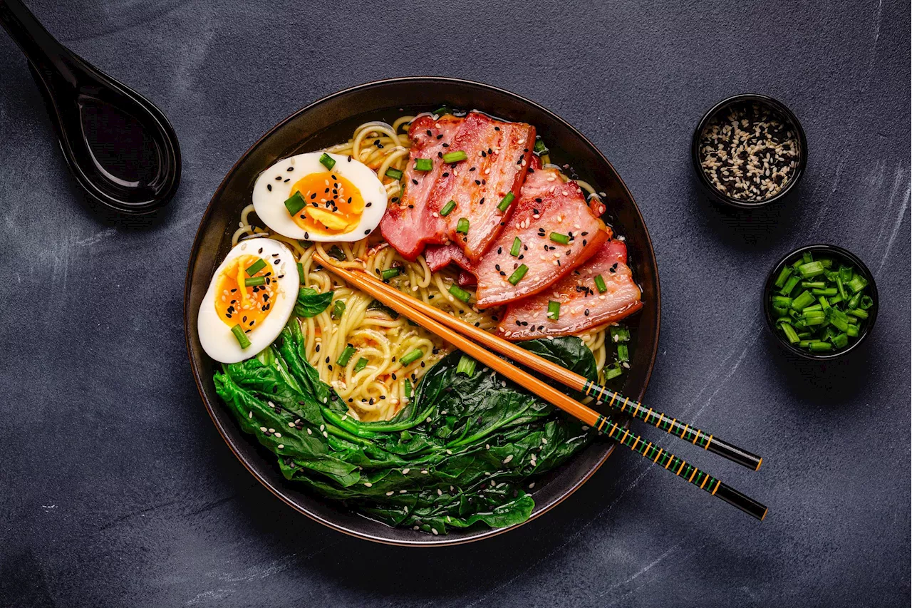 Cette recette de rāmen qui affole les réseaux, prête en 15 minutes, se révèle irrésistible