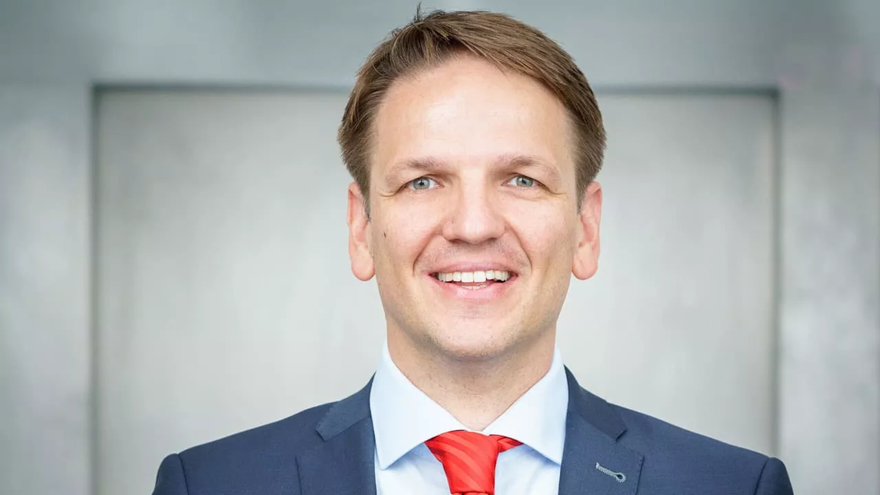 Sachsen: Gefeuerter Staatssekretär zurück im Ministerium