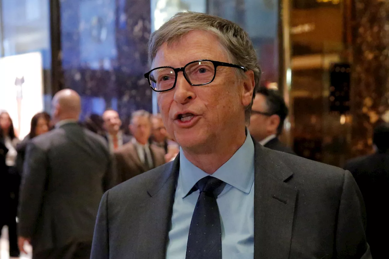 Gates Pediu Visita a Trump em Mar-a-Lago