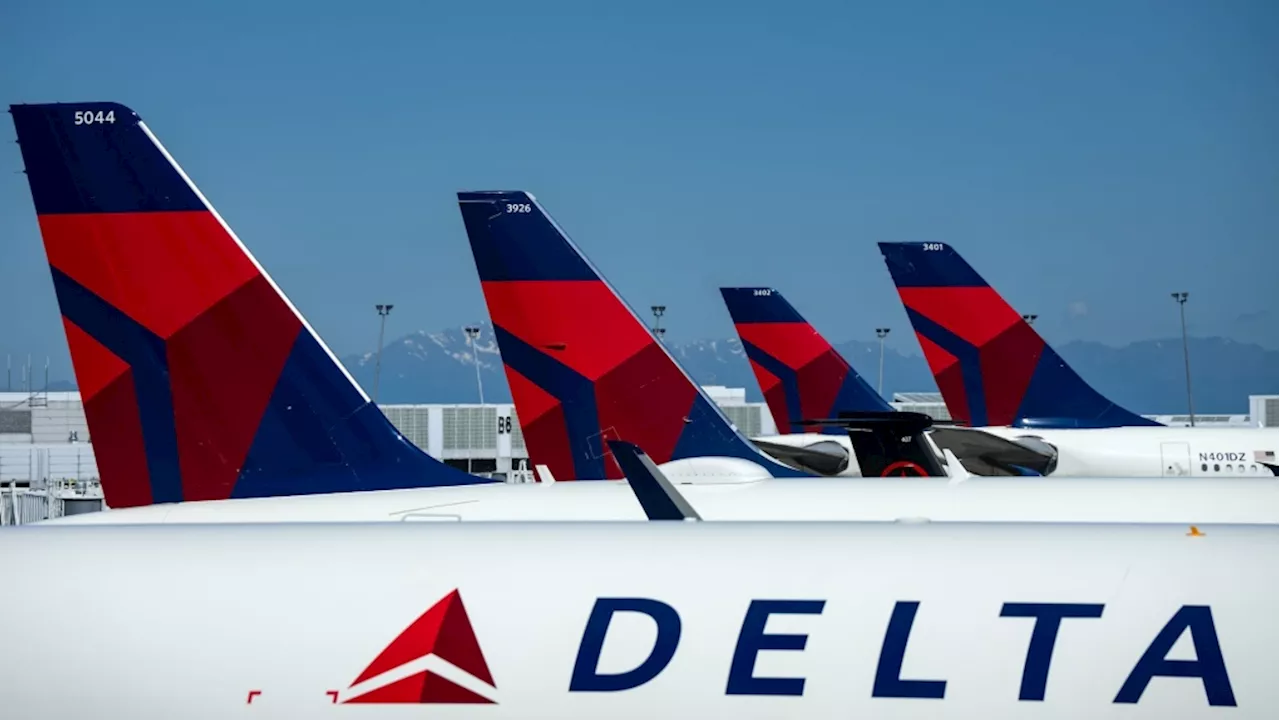 Christmas Eve stowaway caught on Delta airplane at Seattle airport