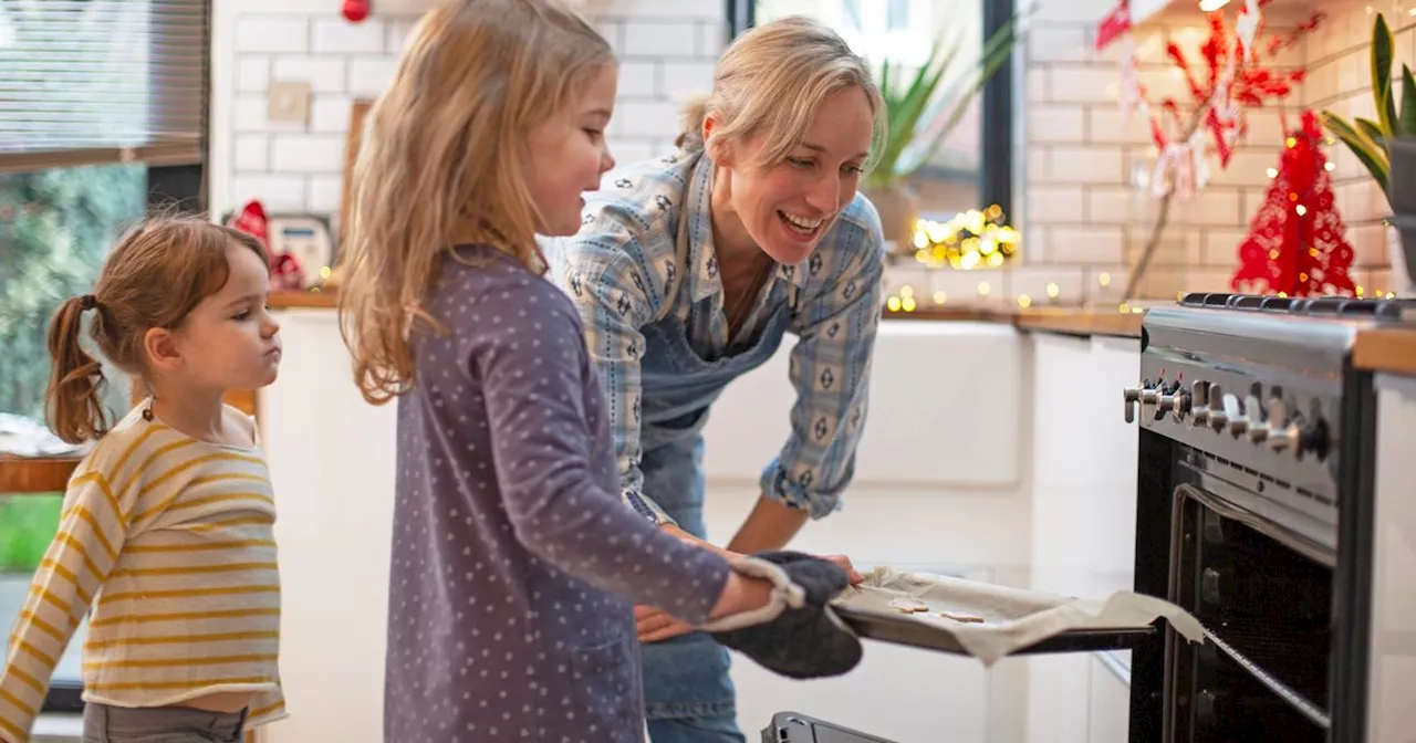 Top Tips for Keeping Christmas Baked Goods Fresh