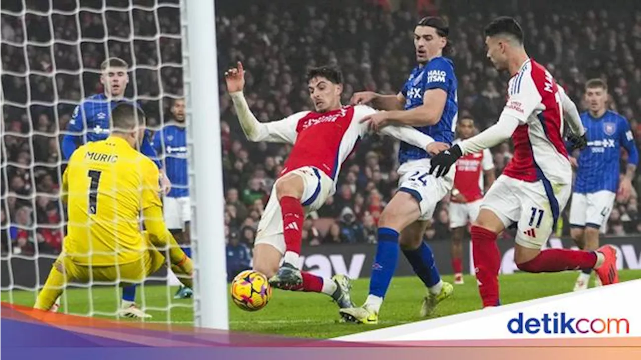 Arsenal Raih Kemenangan Tipis Atas Ipswich Town