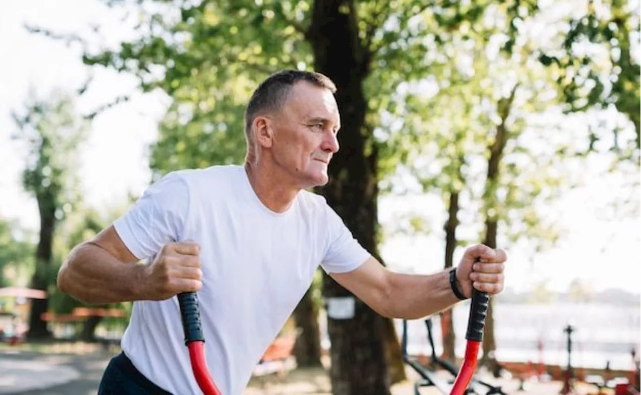 Recupera tu fuerza; ejercicios para ganar masa muscular que son ideales para los mayores de 50