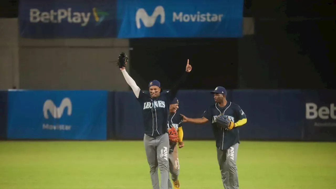 Leones 7, Caimanes 3: la novena melenuda sigue en la lucha por la clasificación