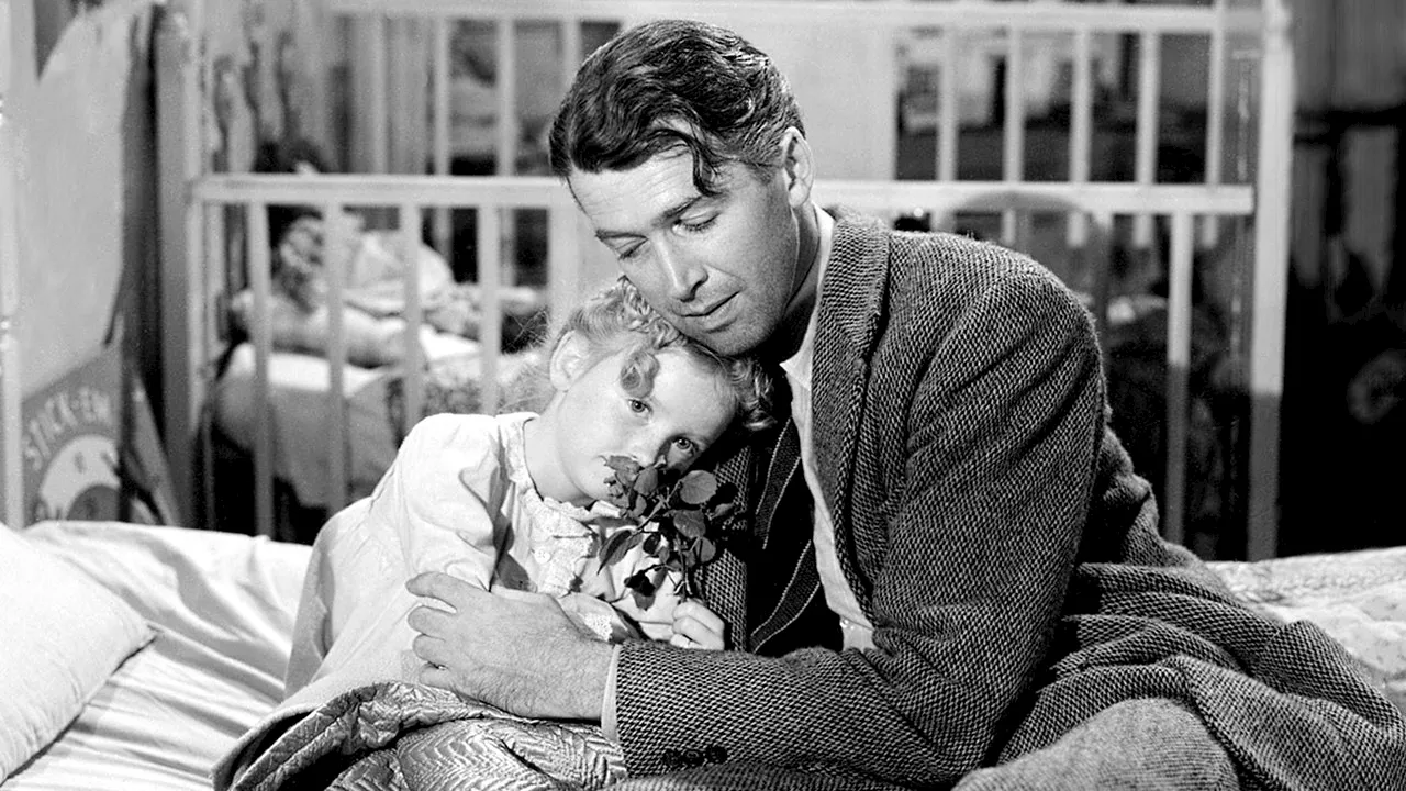 Amazon Sparks Outrage With Abridged 'It's a Wonderful Life'