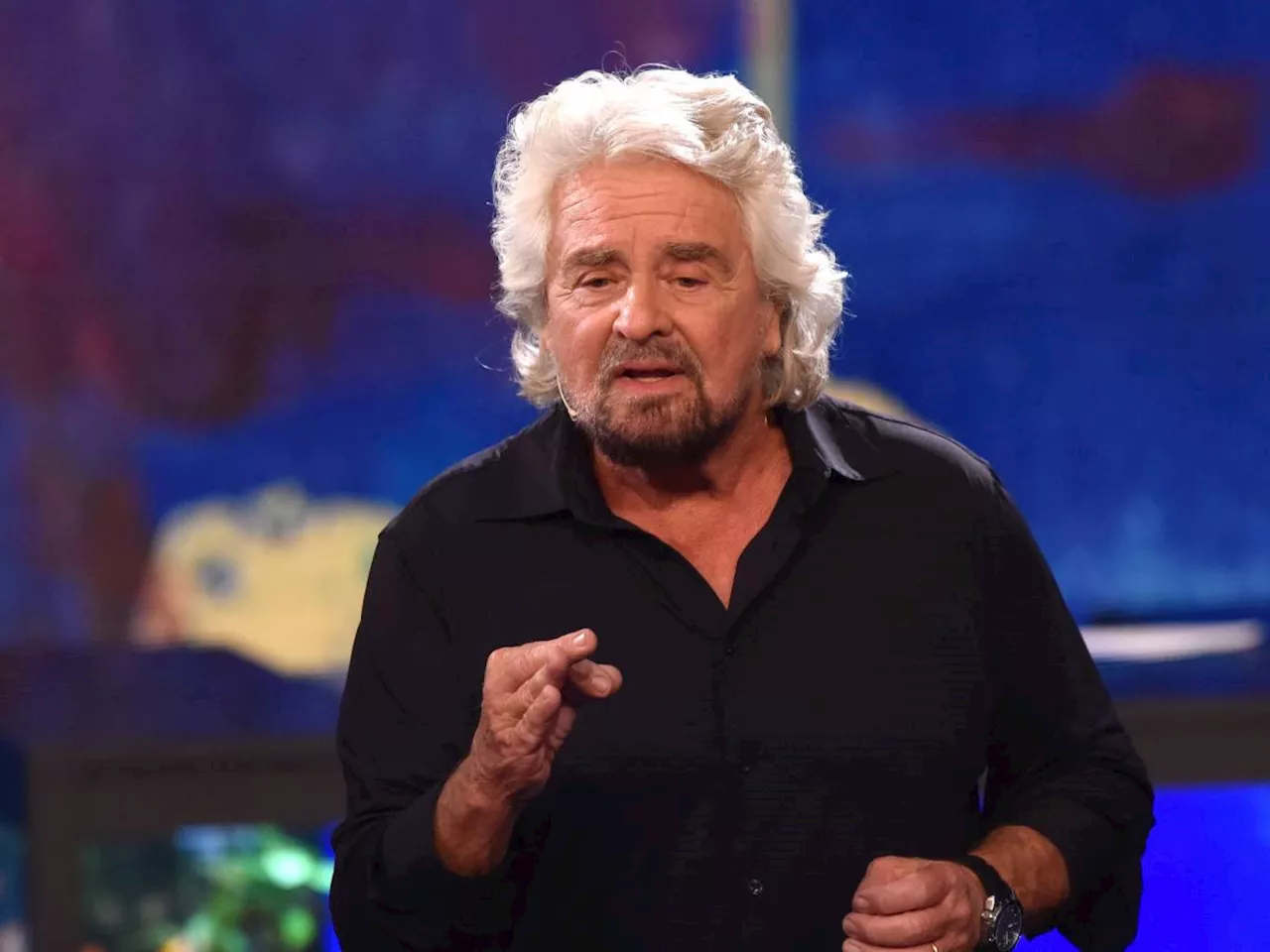 Grillo prepara i botti di Capodanno contro il M5s