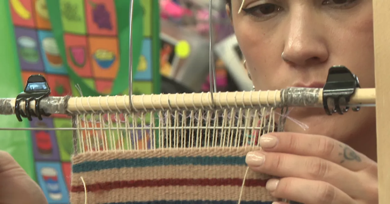 Navajo weaving workshop brings centuries-old tradition to Tucson