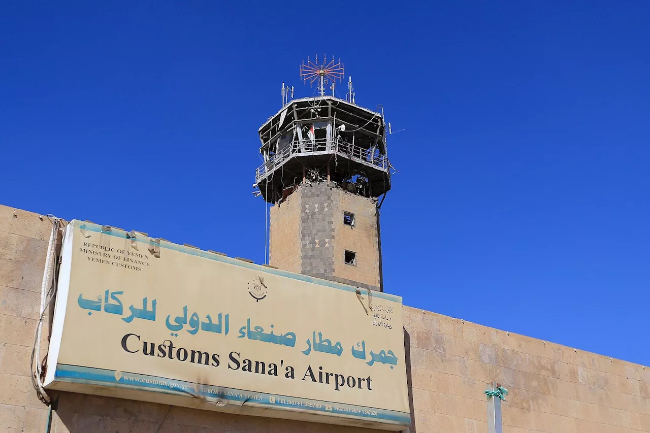 Attaques des Houthis contre Israël et l'aéroport de Sanaa