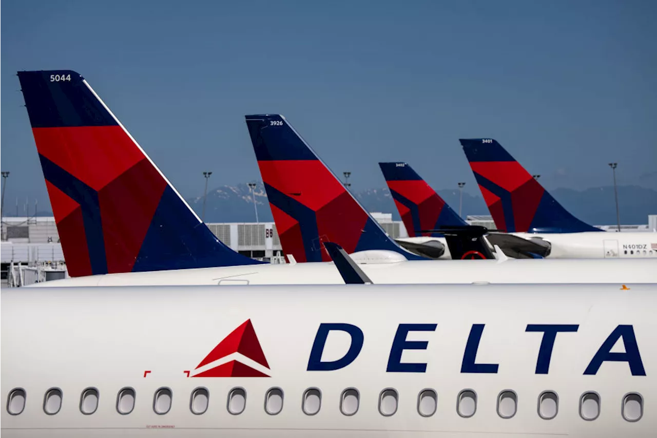 Unticketed Passenger Apprehended After Boarding Delta Flight