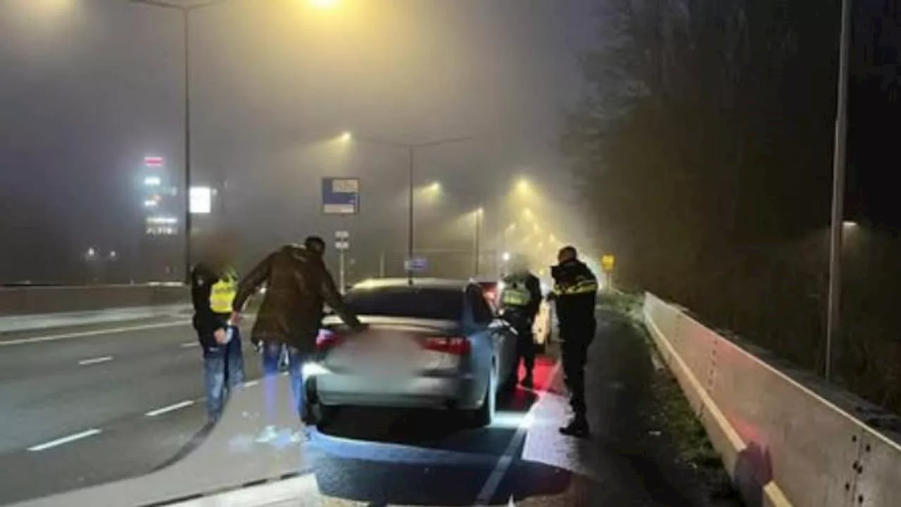 Belgische auto met neergestoken 'Bob' op de A16