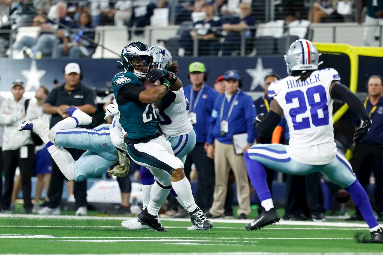 Eagles Face Cowboys With Playoff Hopes on the Line