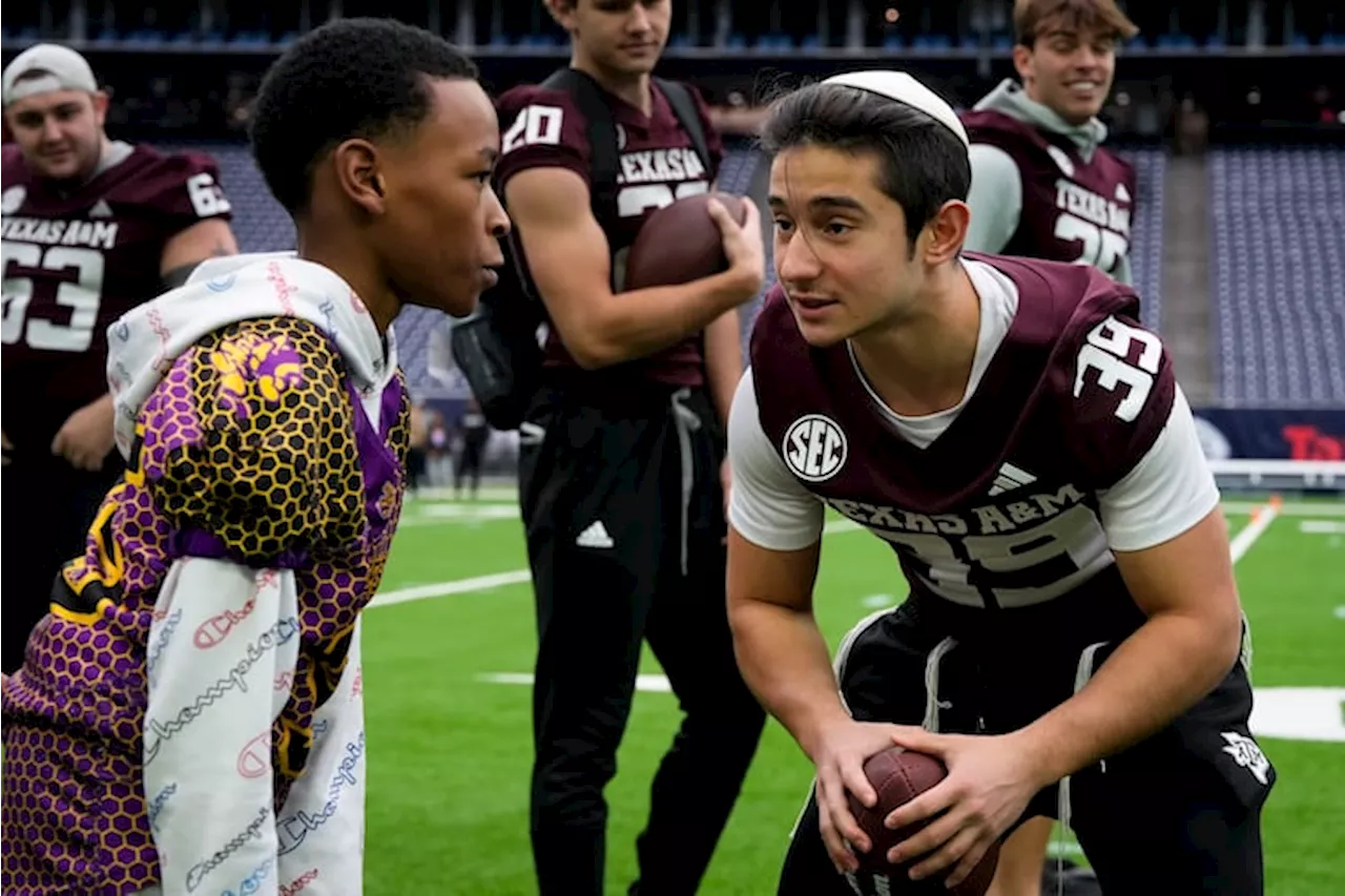 Walk-On Receiver Overcomes Long Odds to Join Texas A&M Football Team