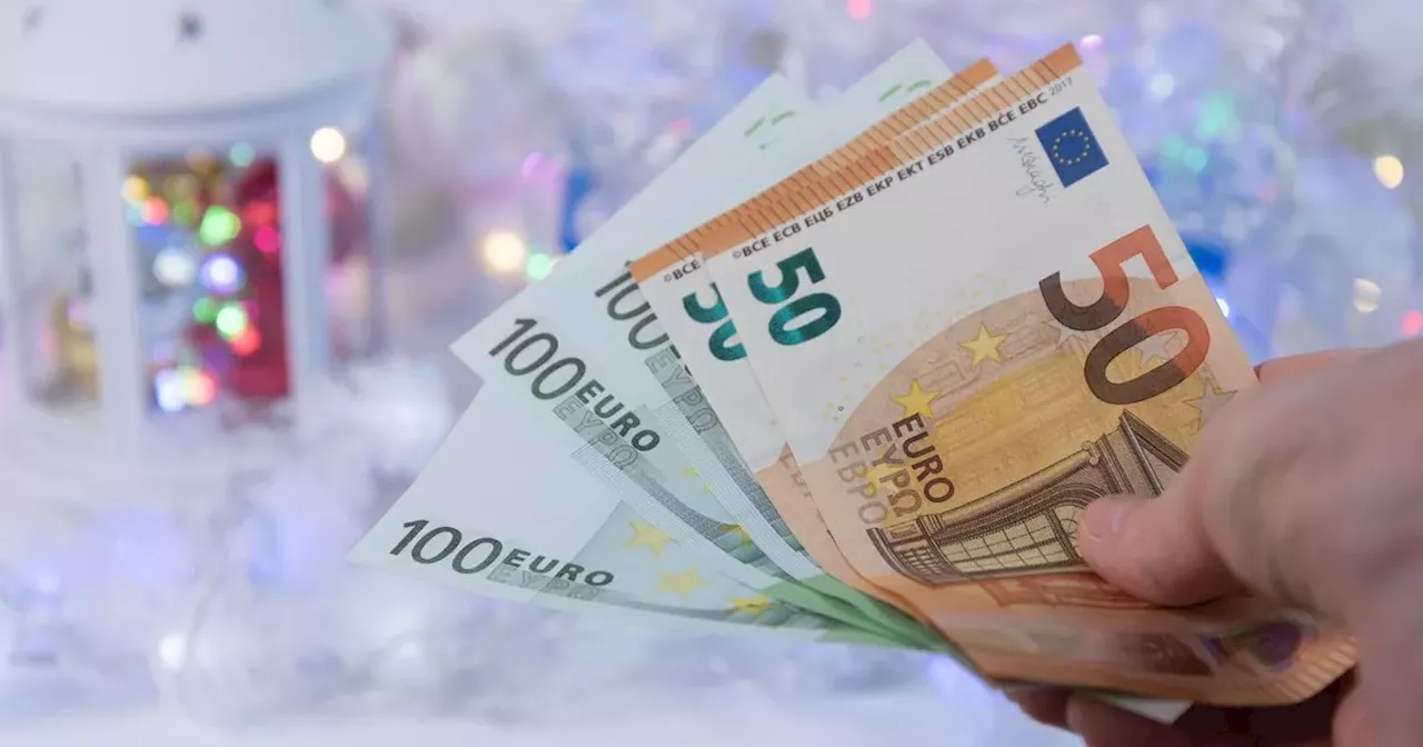 Irish Shoppers Face Unwanted Christmas Gifts Pile