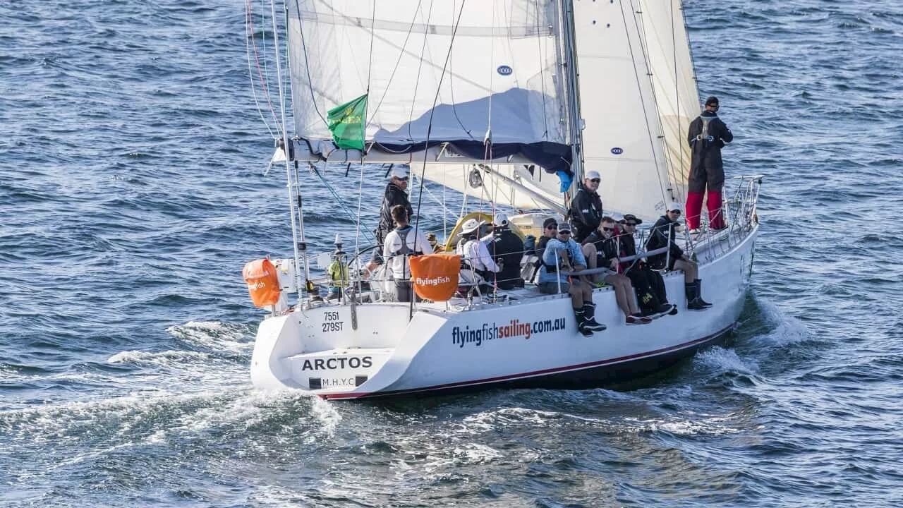 Two killed in separate accidents in Sydney-Hobart race