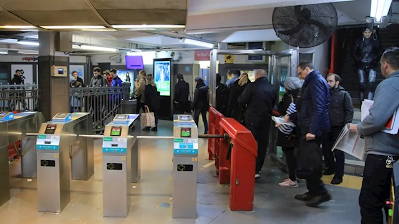 Subtes: liberan molinetes en la estación Federico Lacroze