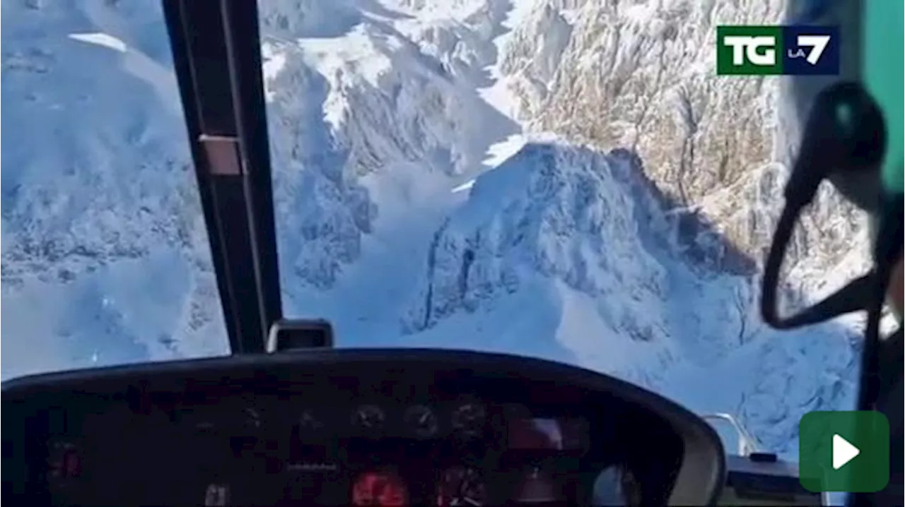 Riprse le ricerche degli alpinisti dispersi sul Gran Sasso