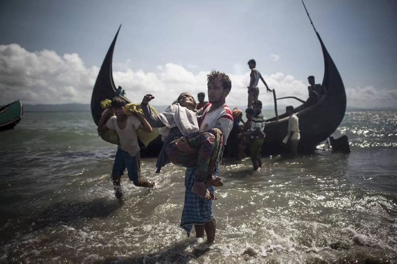 Rohingya Refugees Flee Myanmar as Fighting Intensifies