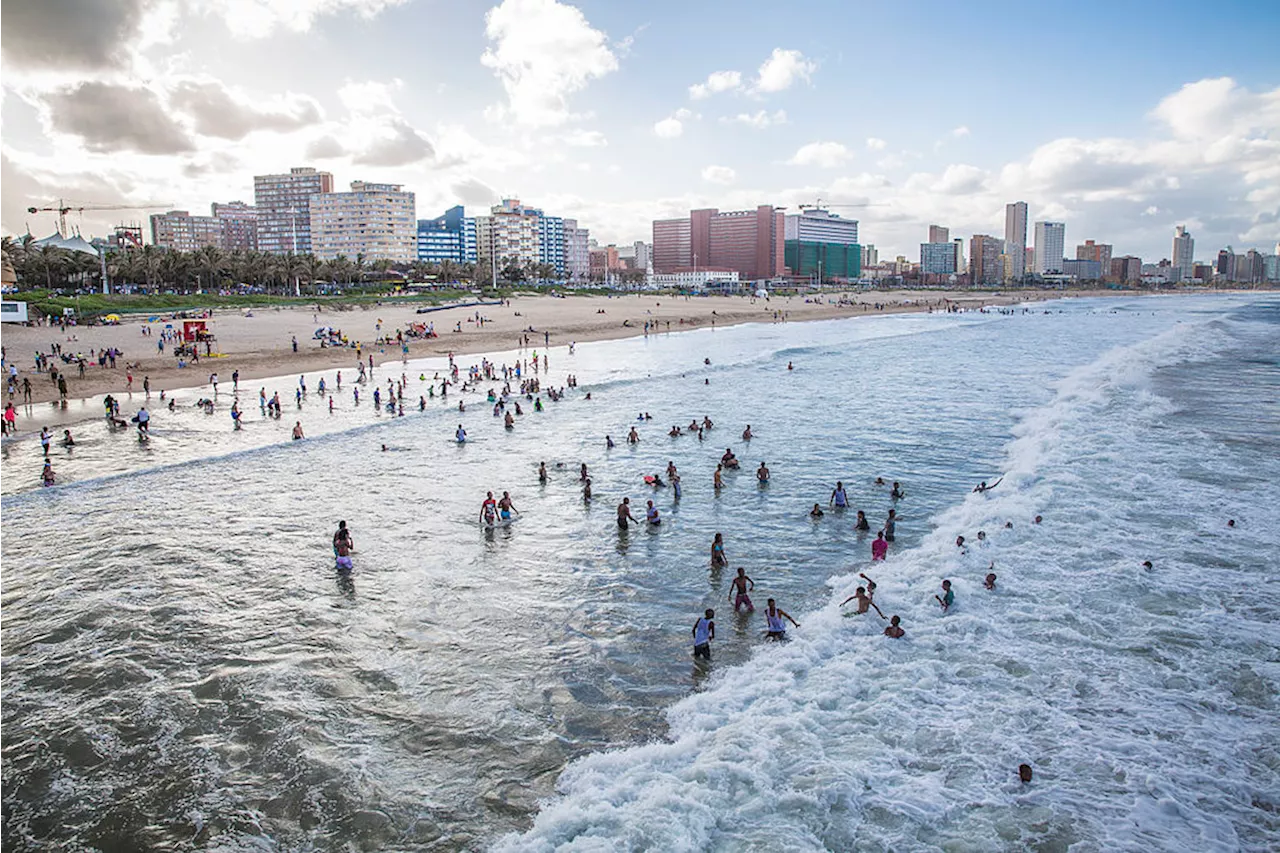 South African Beaches Packed on Boxing Day 2024