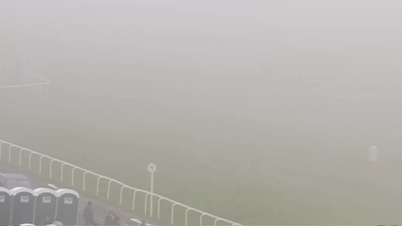 Foggy Chaos at Welsh Grand National: Racing Fans Demand Abandonment