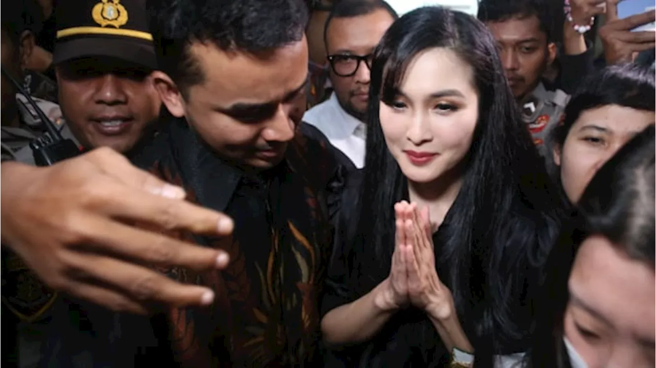 Kemegahan Pohon Natal Sandra Dewi Setiap Tahun