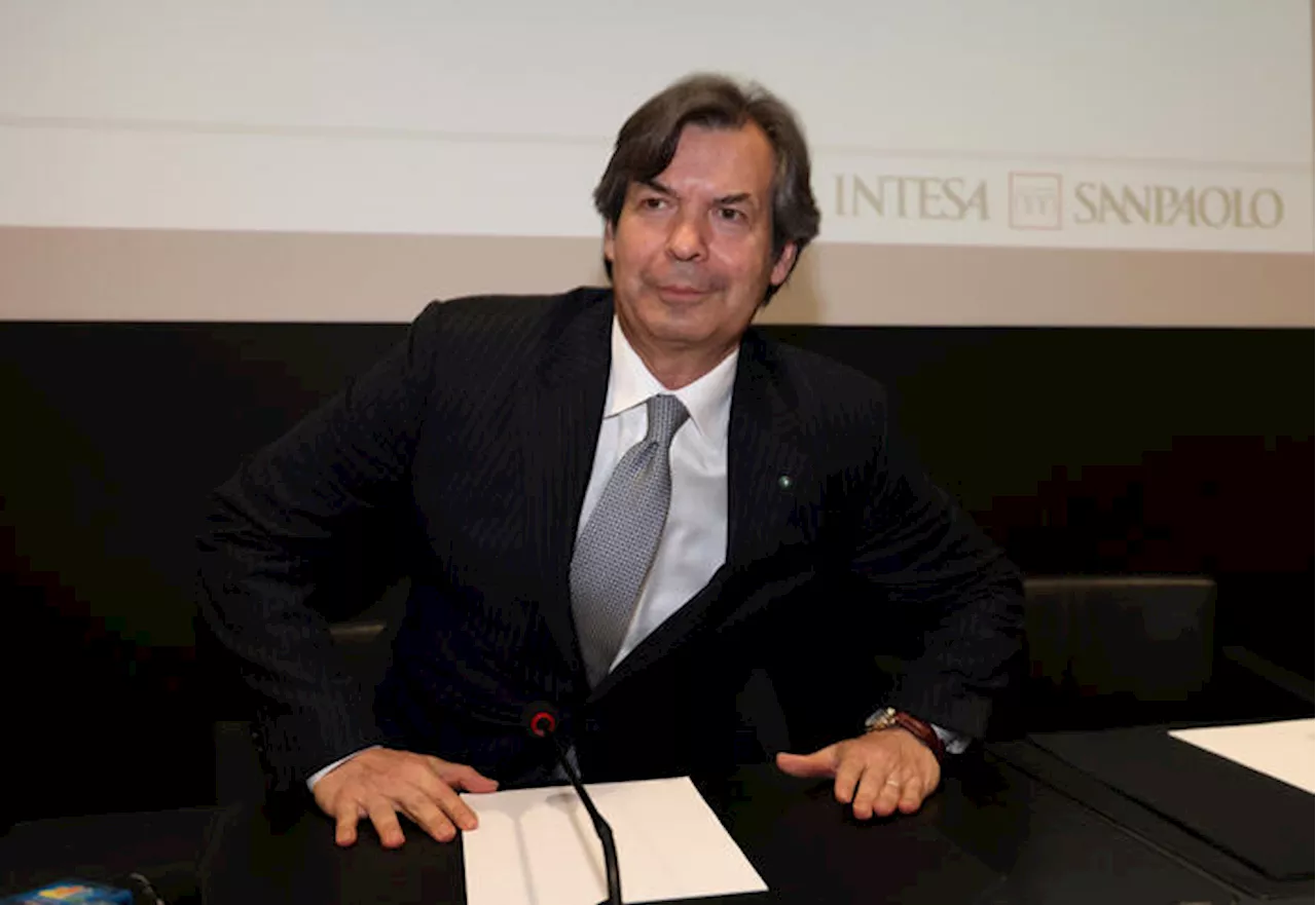 Intesa Sanpaolo Combatte la Povertà con 9,8 Milioni di Pasti e Milioni di Interventi