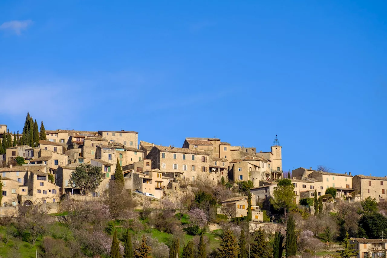 Le charme authentique de Lurs dans les Alpes de Haute-Provence