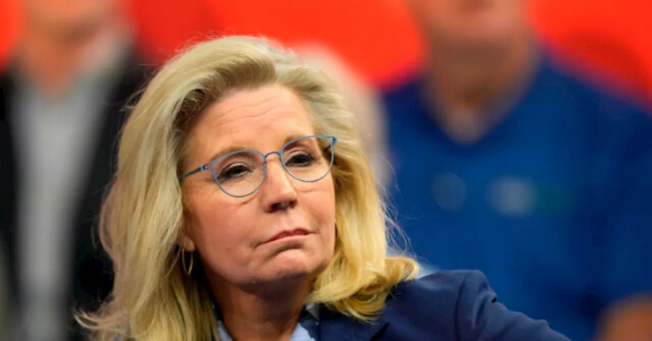 Poll: Majority Back FBI Probe of Liz Cheney Over Alleged Witness Tampering