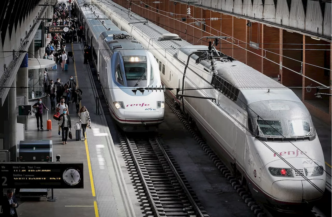 Renfe Viajeros reduce sus pérdidas en 2024