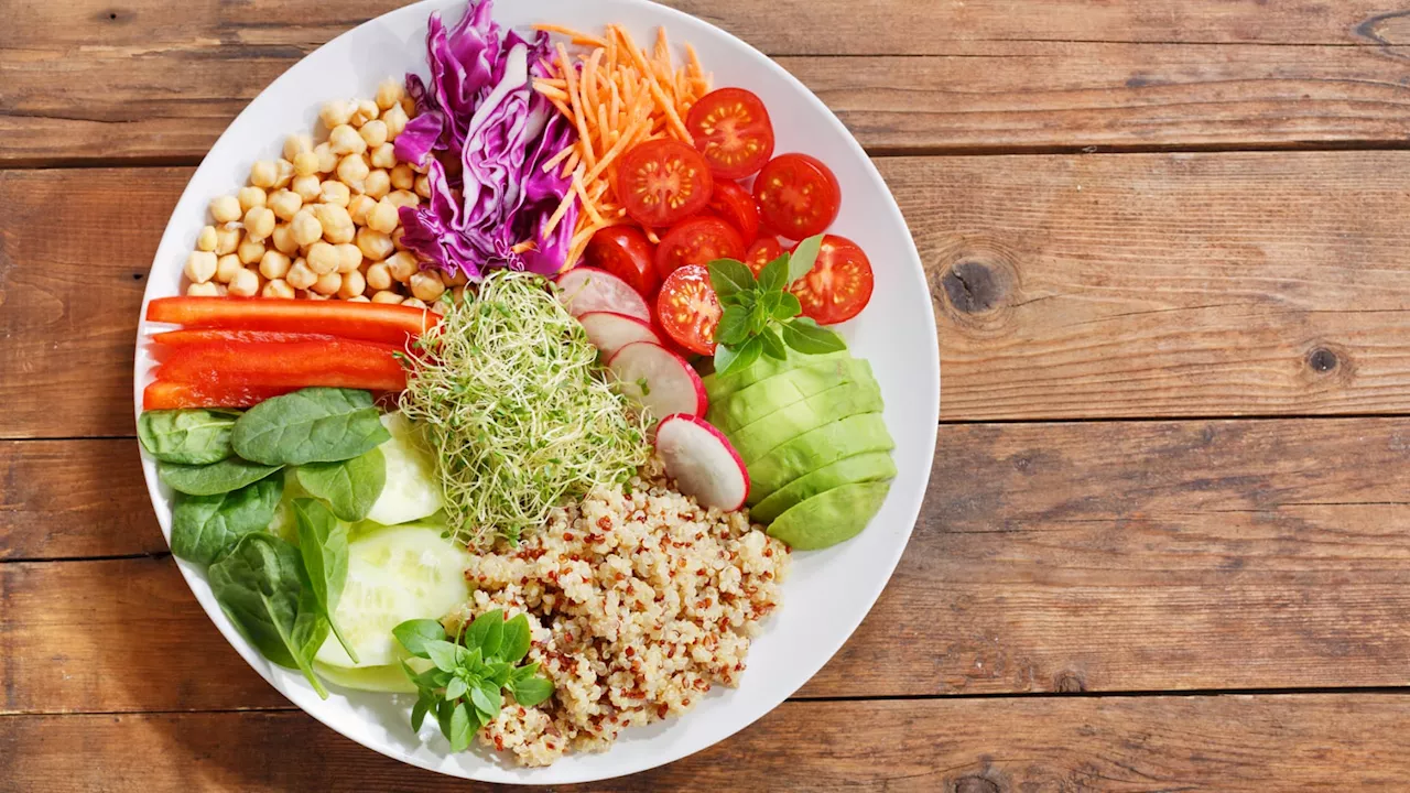 Health Expert's Rainbow Salad Recipe Packed With Nutrients Shown To Lower Heart Disease Risk