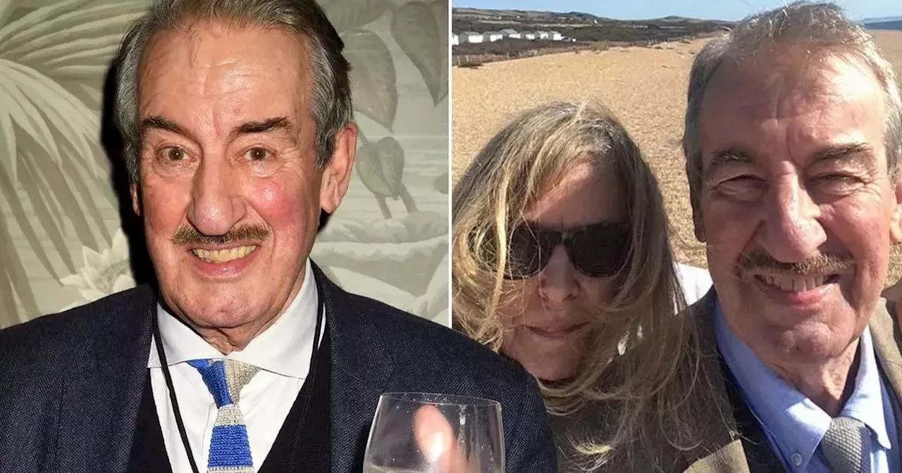 John Challis' Widow Moved by Festive Decorations at His Graveside