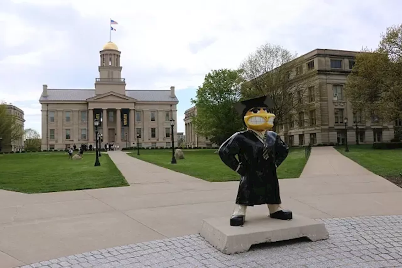 University of Iowa to Close Gender Studies Department Amidst Scaling Back DEI Initiatives