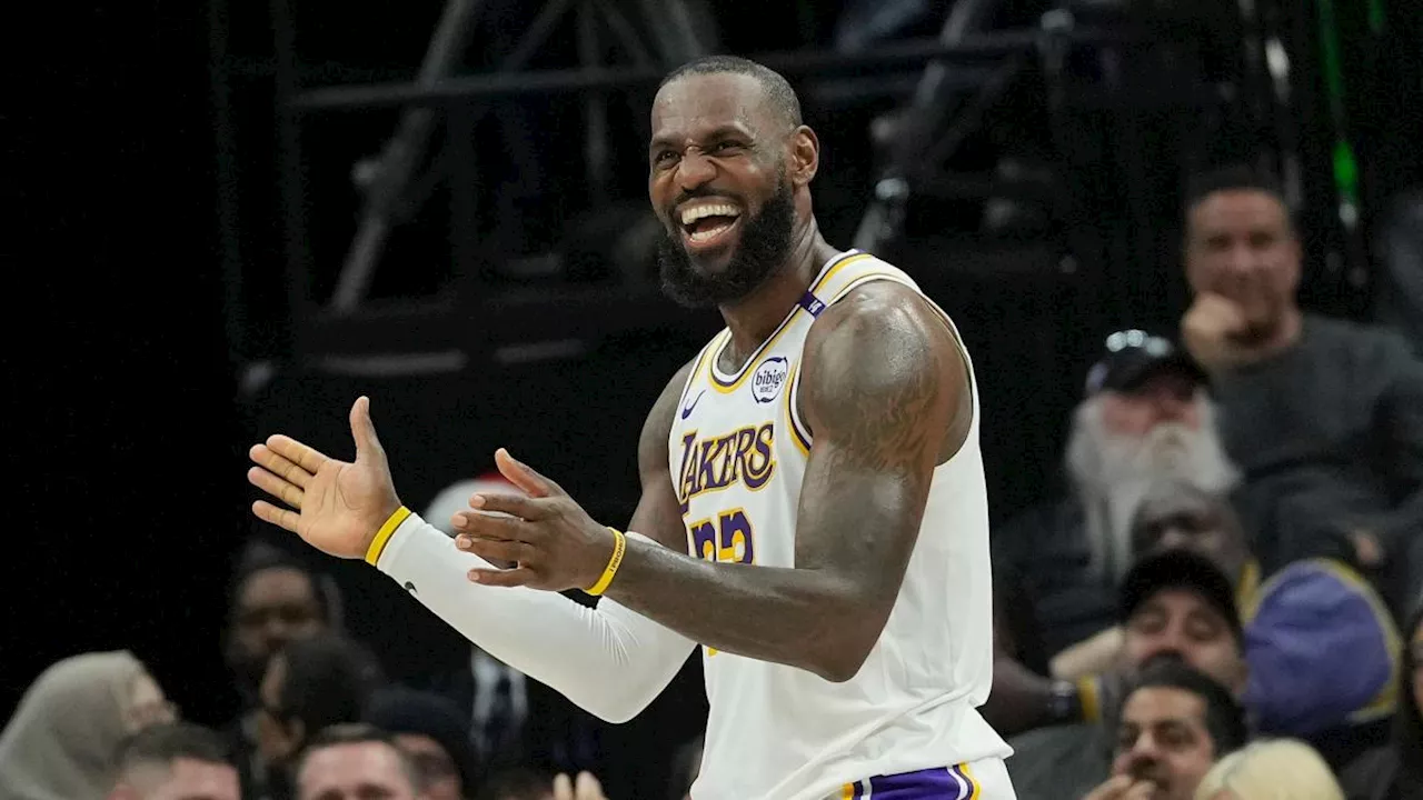 LeBron James festeggia i 40 anni ancora in campo