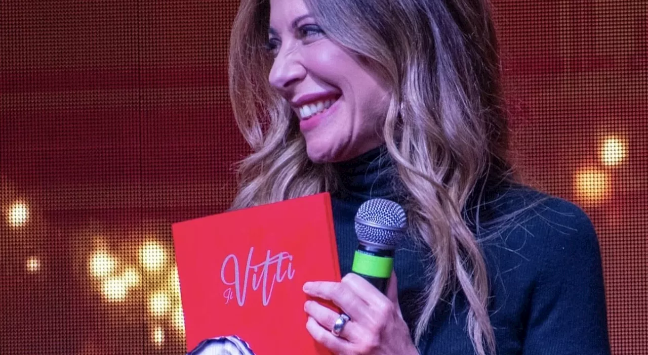 Francesca Fagnani riceve il Premio Monica Vitti