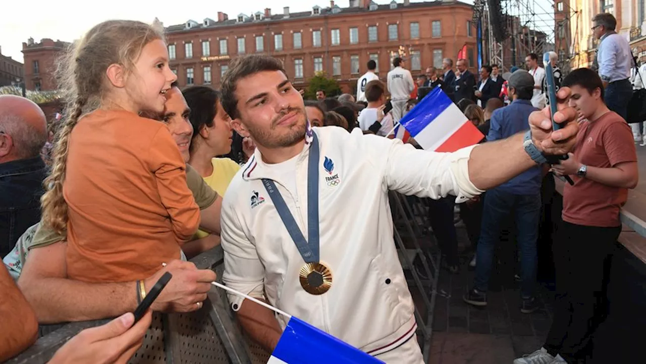 Léon Marchand, Antoine Dupont, Jeux Olympiques, Euro… Les 10 meilleures audiences de l’année 2024 sont des évé