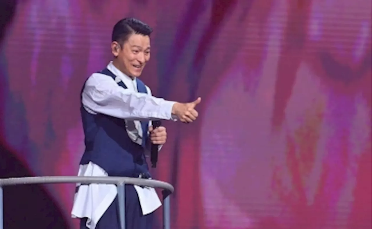 Andy Lau Narrowly Avoids Injury During Hong Kong Concert