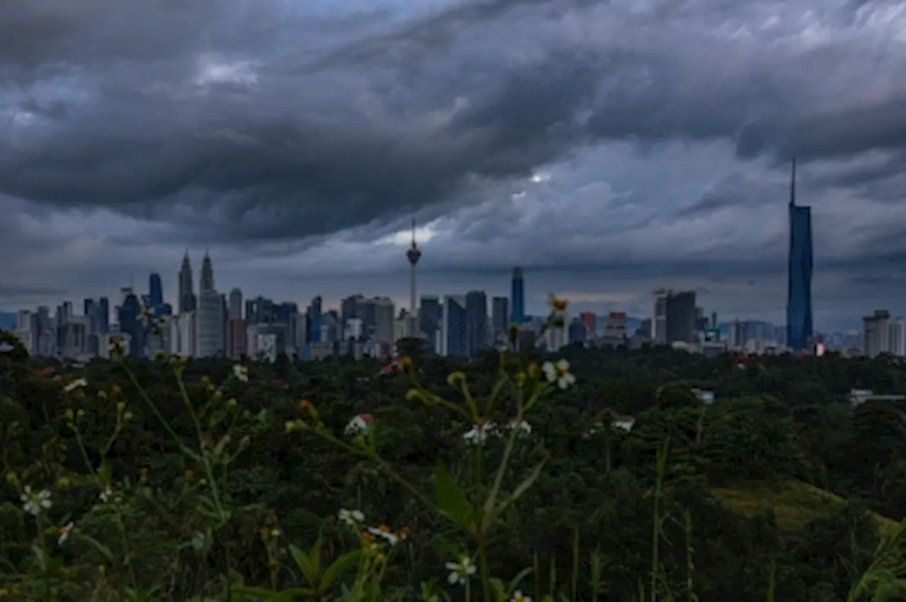 Thunderstorms, Heavy Rain and Strong Winds Warning Issued for Several Malaysian States