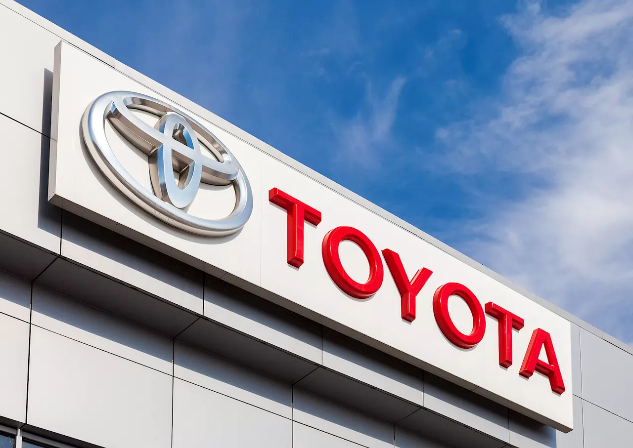 Toyota lanza nuevo perfume con olor a auto nuevo